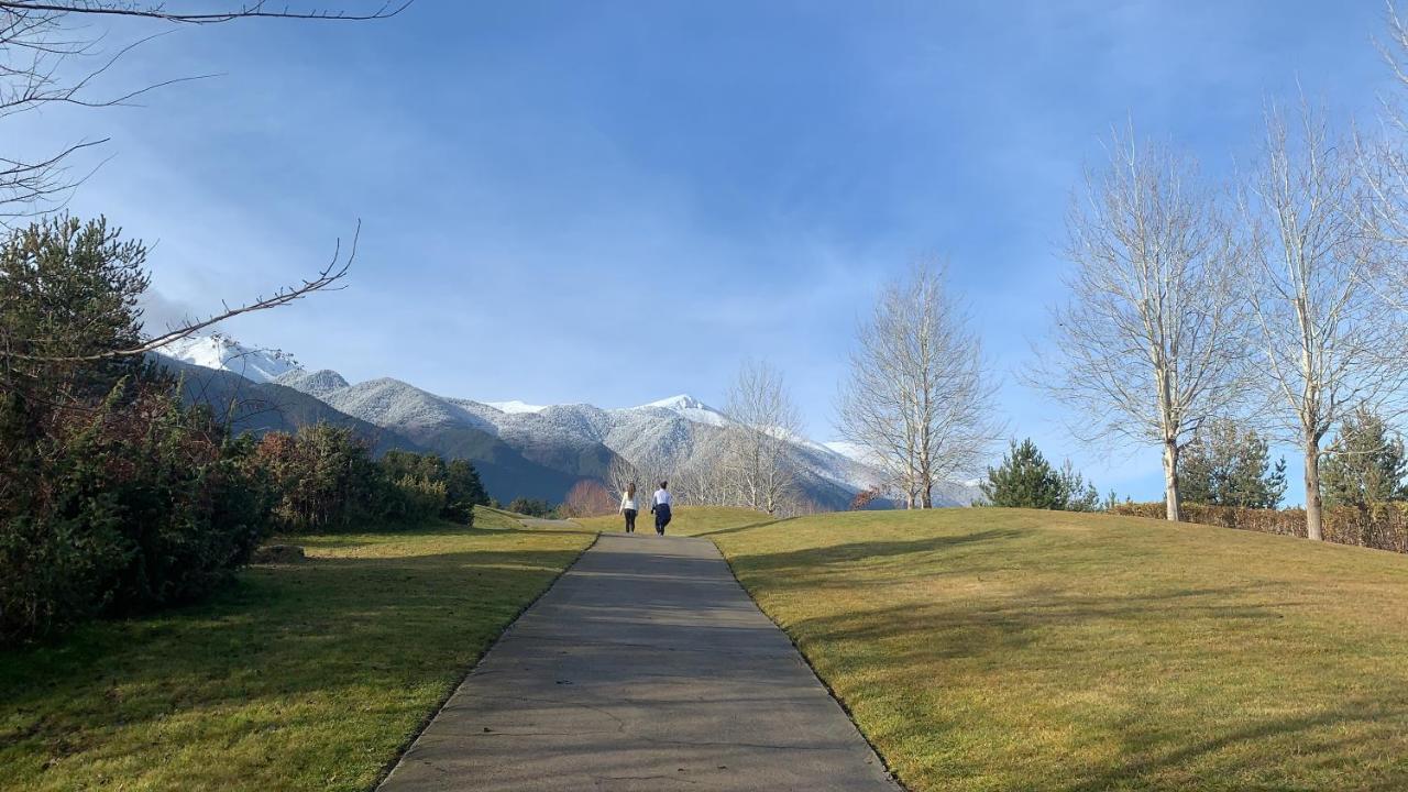 Entire Private Apartment In Pirin Golf & Country Club บันสโก ภายนอก รูปภาพ