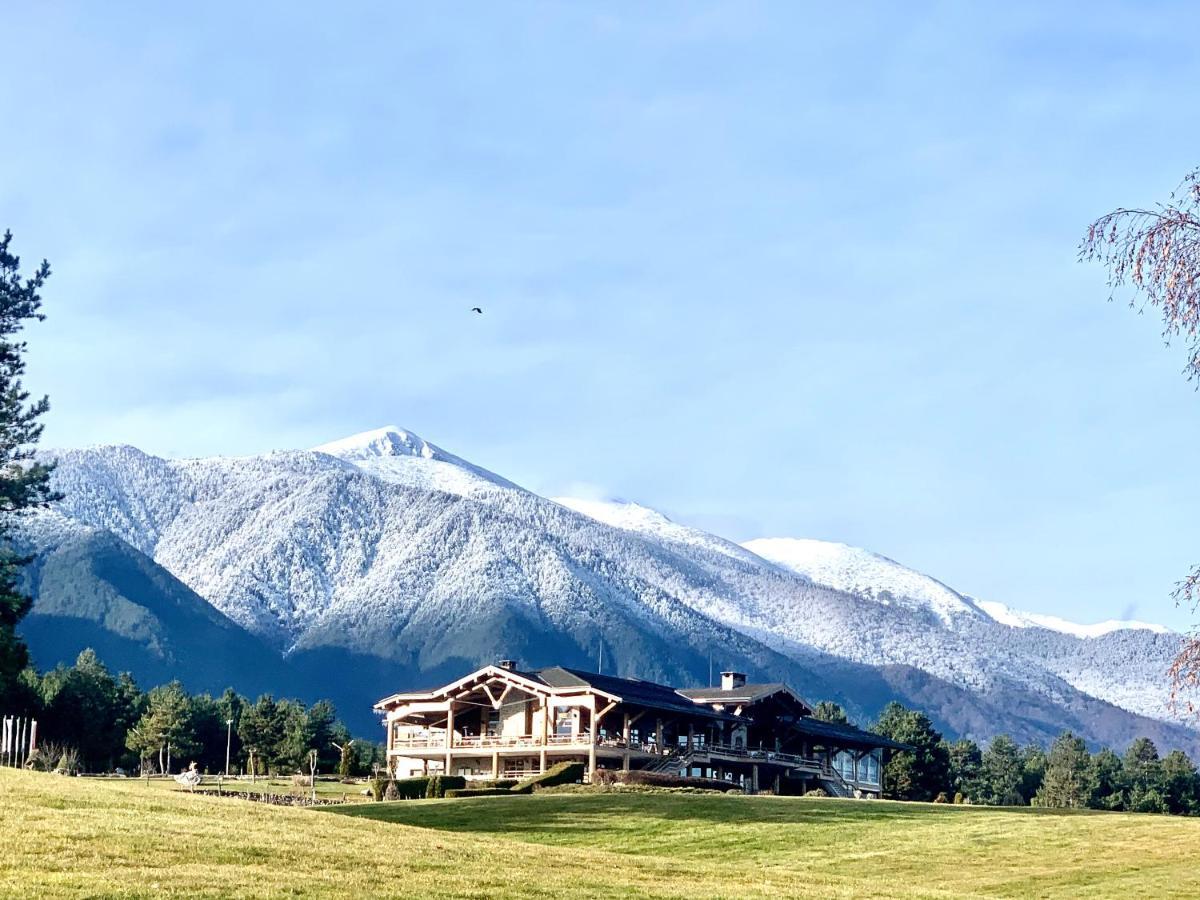Entire Private Apartment In Pirin Golf & Country Club บันสโก ภายนอก รูปภาพ