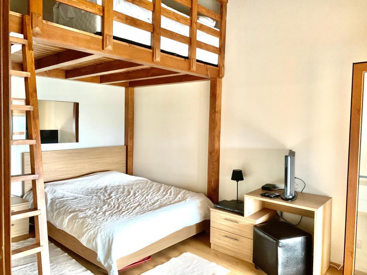 Entire Private Apartment In Pirin Golf & Country Club บันสโก ภายนอก รูปภาพ